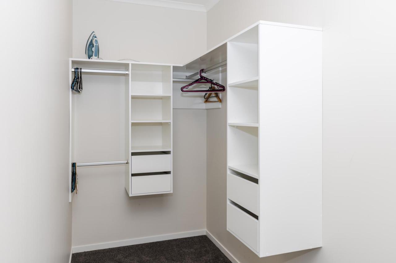 Stay In Newly Built House Hamilton Eksteriør bilde